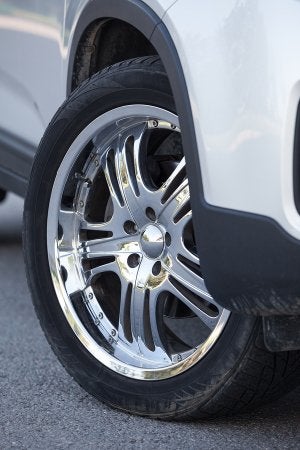 Rim refinishing and restoration services in Baltimore, MD